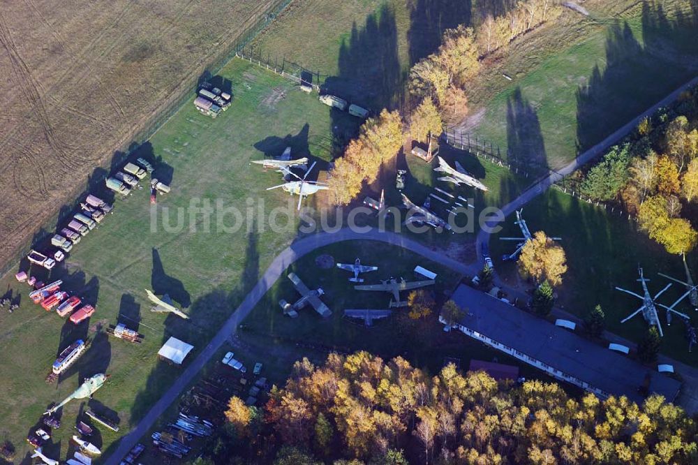 Luftbild Cottbus - Blick auf das Flugplatzmuseum in Cottbus