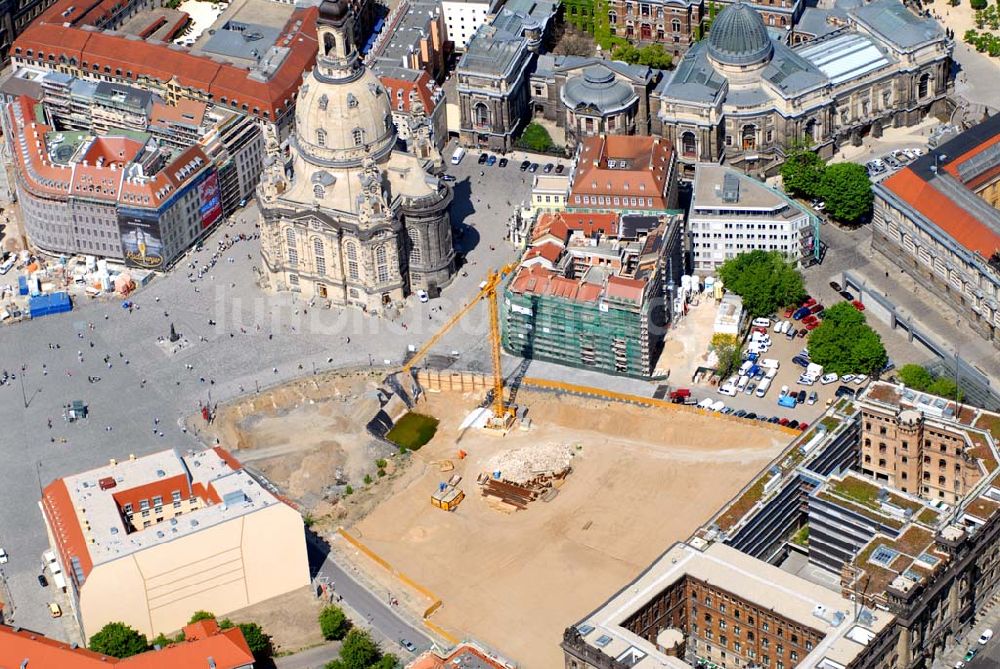 Luftaufnahme Dresden - Blick auf die Frauenkirche in Dresden