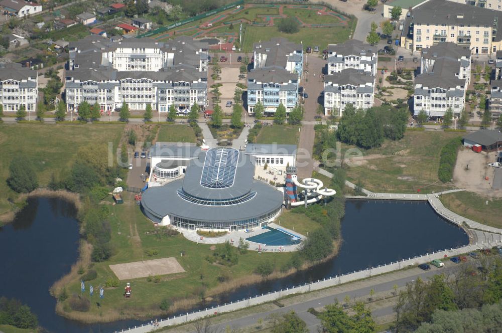 Luftaufnahme Sellin - Blick auf das Freizeitbad in Sellin auf Rügen