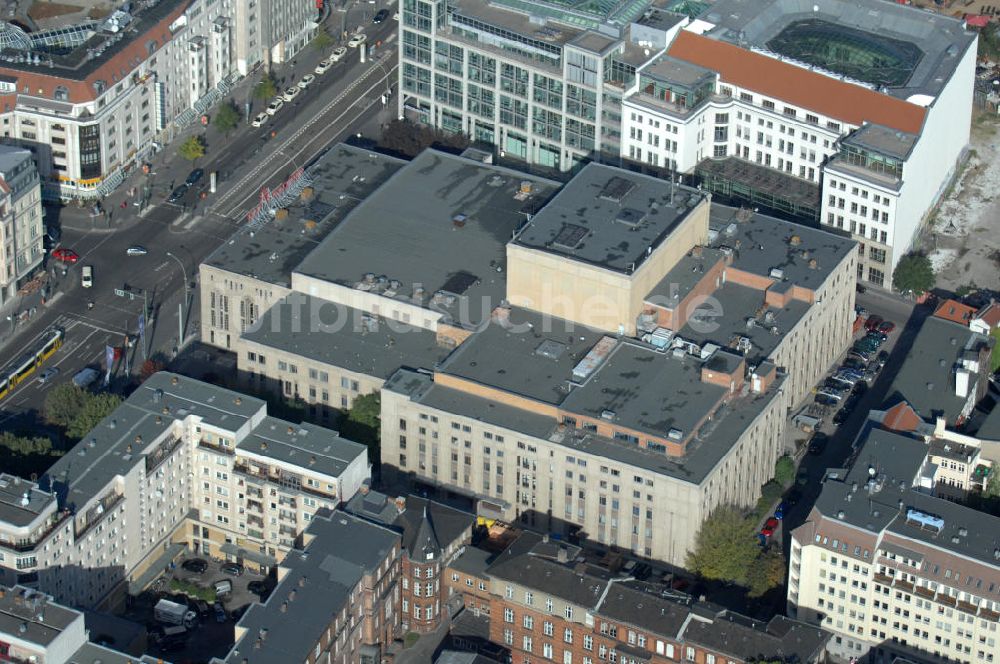 Berlin von oben - Blick auf den Friedrichstadtpalst in Berlin