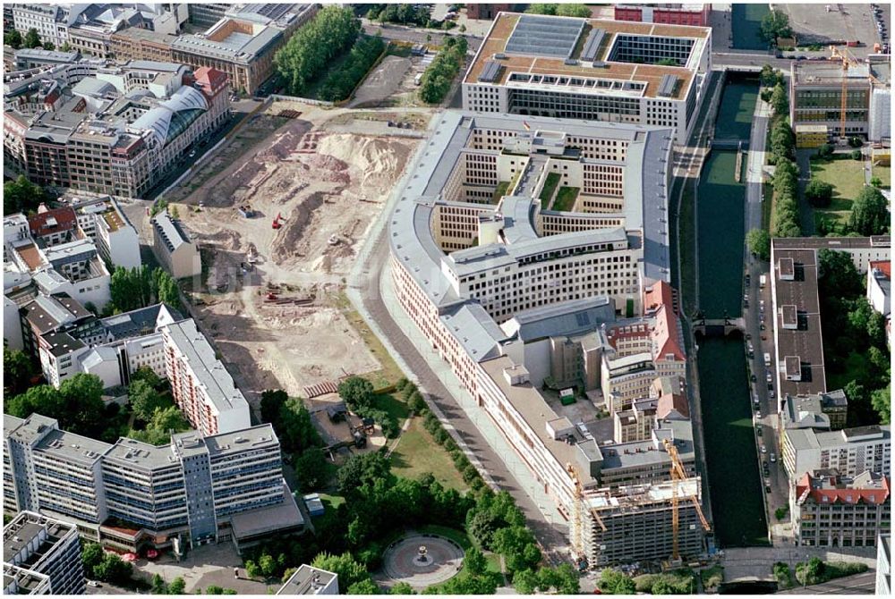 Luftaufnahme Berlin - Blick auf den Friedrichswerder in Berlin Mitte