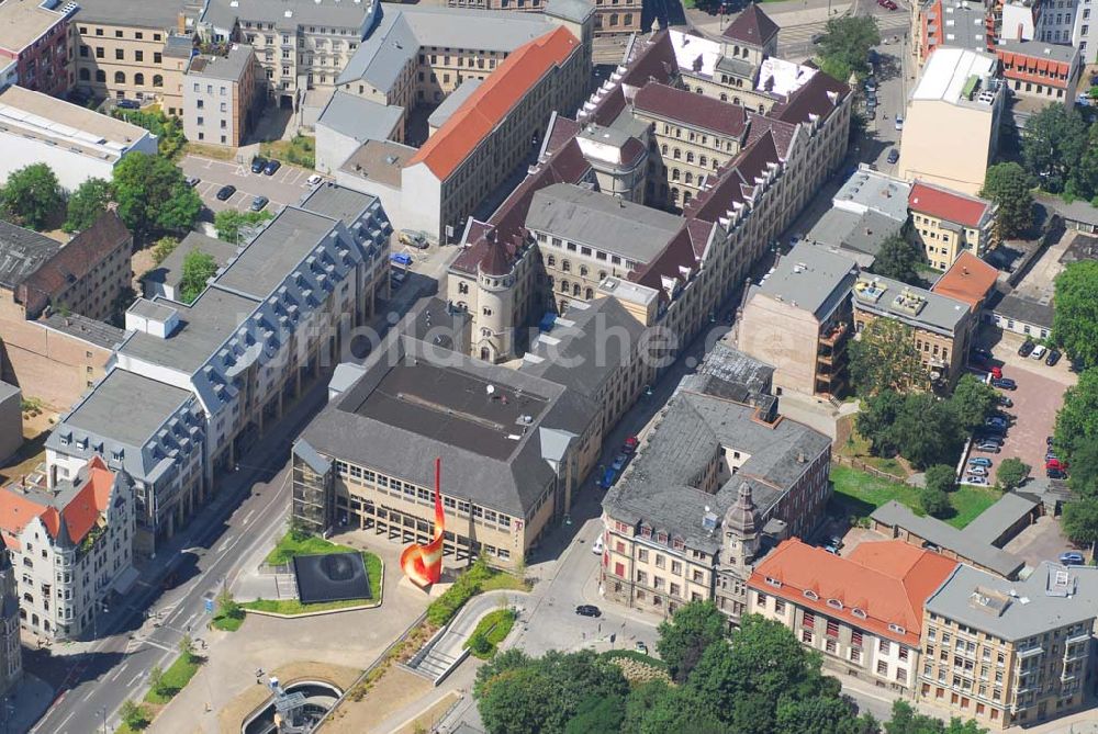 Luftbild Halle/Saale - Blick auf das Gebäde der Baden-Württembergischen Bank und das Technische Rathaus am Hansering in Halle