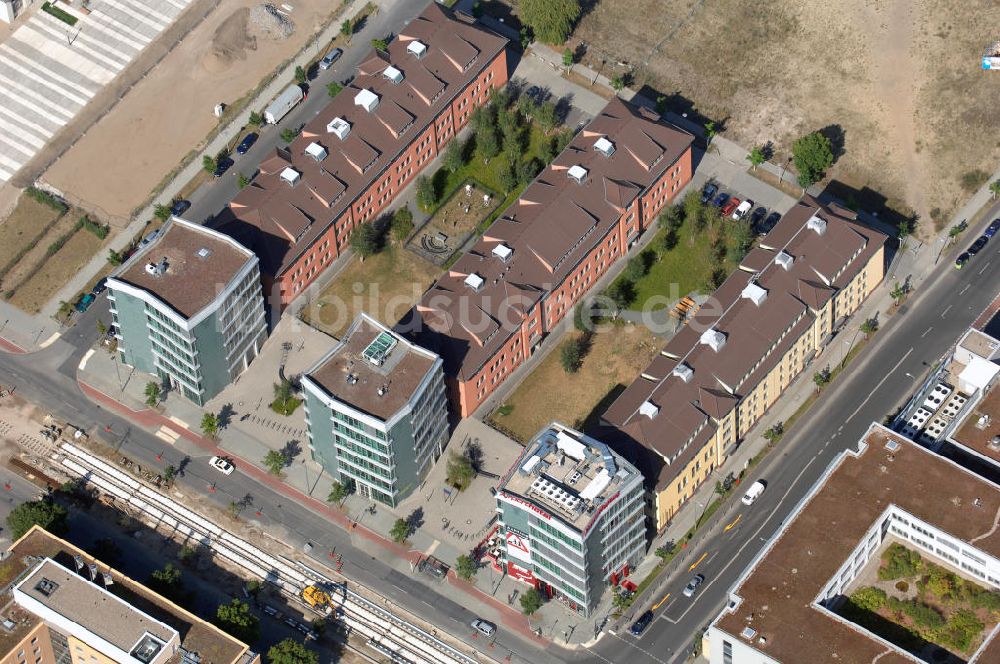 Luftaufnahme Berlin - Blick auf Gebäude der Rudower Chaussee in Berlin-Adlershof