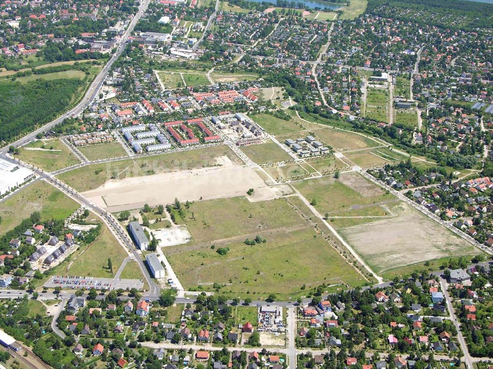 Berlin aus der Vogelperspektive: Blick auf das Gelände des ehem. Stadion der Weltjugend