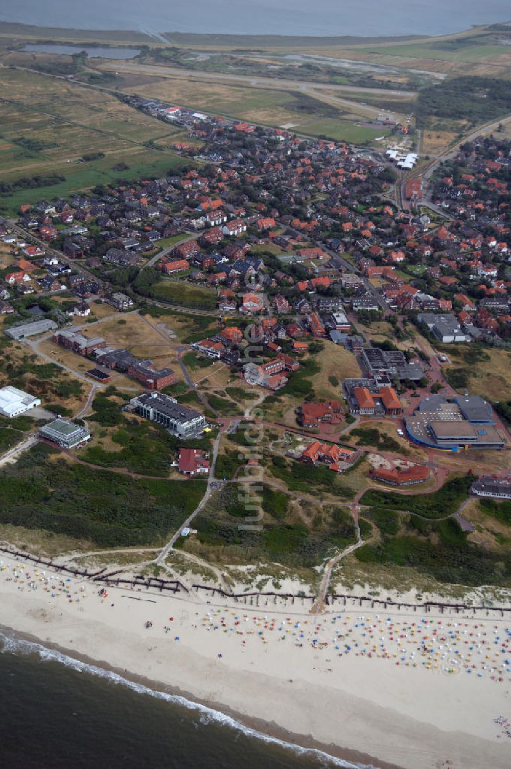 Luftaufnahme Baltrum - Blick auf die Gemeinde und die Insel Baltrum