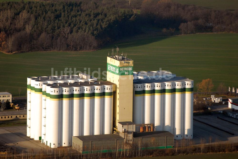 Trebsen aus der Vogelperspektive: Blick auf das Getreidesilo der Getreide AG in Trebsen