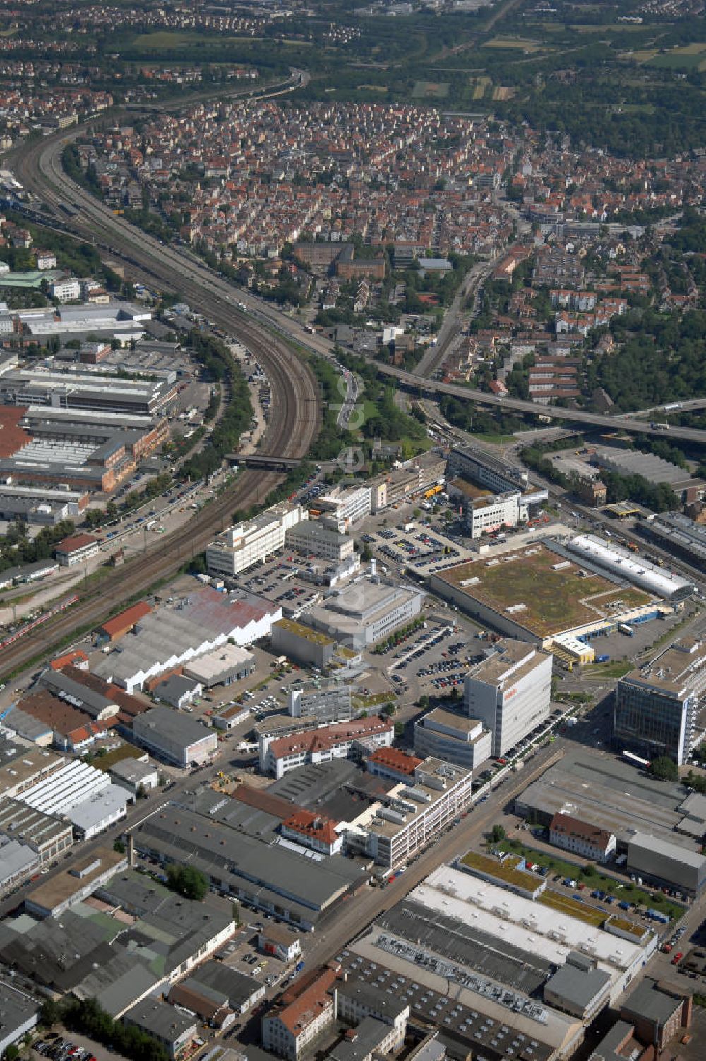 Stuttgart von oben - Blick auf das Gewerbegebiet in Stuttgart-Feuerbach