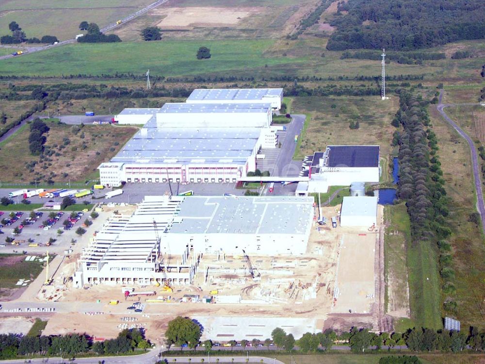 Valluhn Mecklenburg-Vorpommern von oben - Blick auf den Gewerbepark Valluhn an der A24