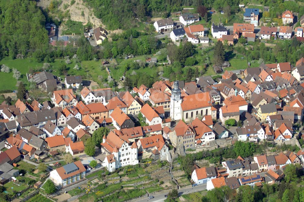 Luftaufnahme Gochsheim - Blick auf Gochsheim mit der St. Martinskirche sowie dem Rathaus