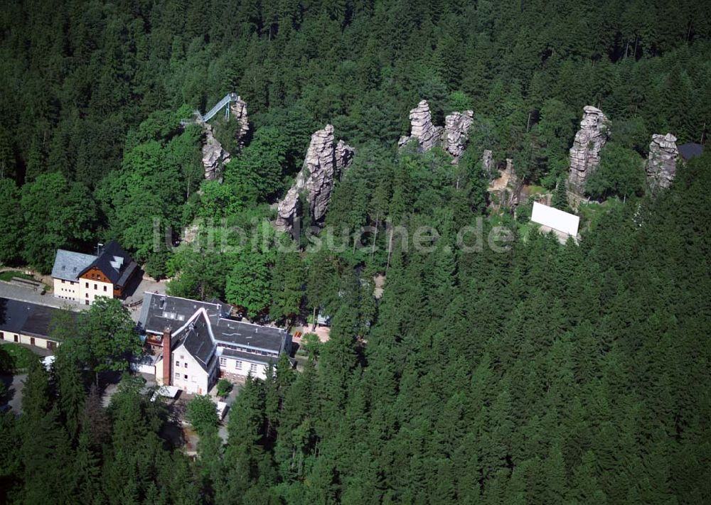 Geyer aus der Vogelperspektive: Blick auf die Greifensteine in Geyer