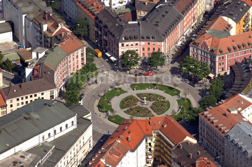 München aus der Vogelperspektive: Blick auf den Gärtnerplatz und dem Staatstheater