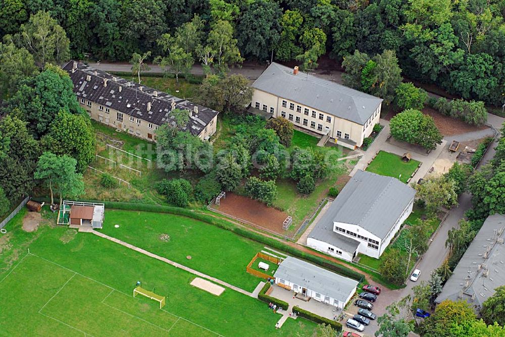 Magdeburg von oben - Blick auf die Grundschule Brückfeld in Magdeburg