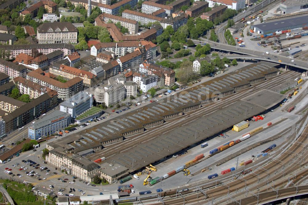 Zürich von oben - Blick auf den Güterbahnhof in Zürich Aussersihl