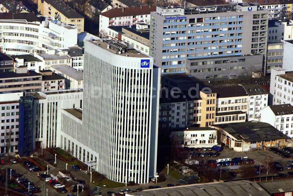 Luftbild Frankfurt Main / Hessen - Blick auf das Haus der Verlagsgruppe Deutscher Fachverlag (dvf)