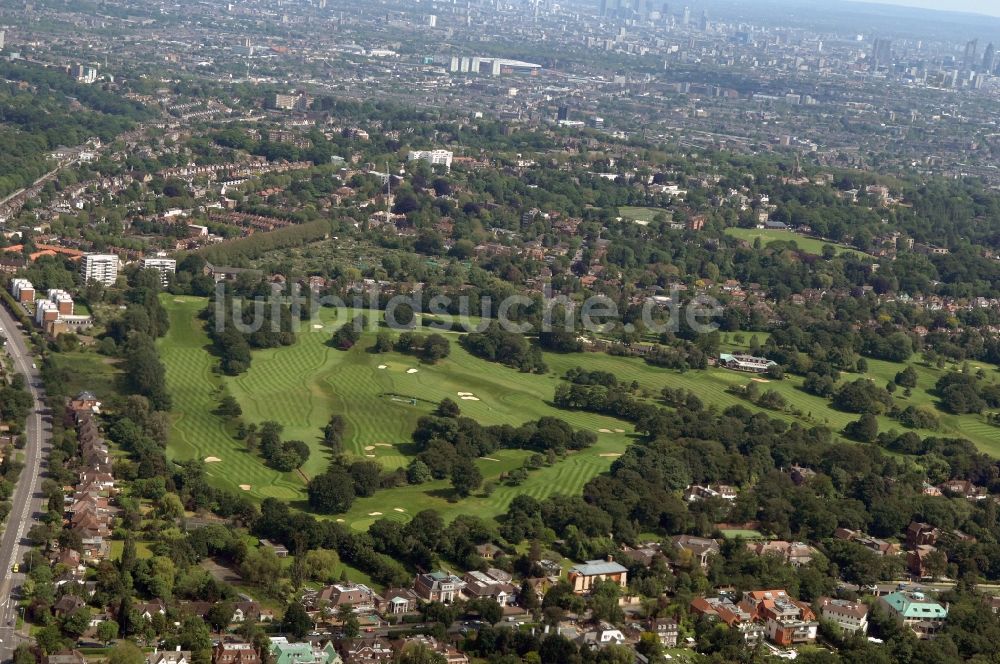 Luftbild London - Blick auf den Highgate Golf Club in London