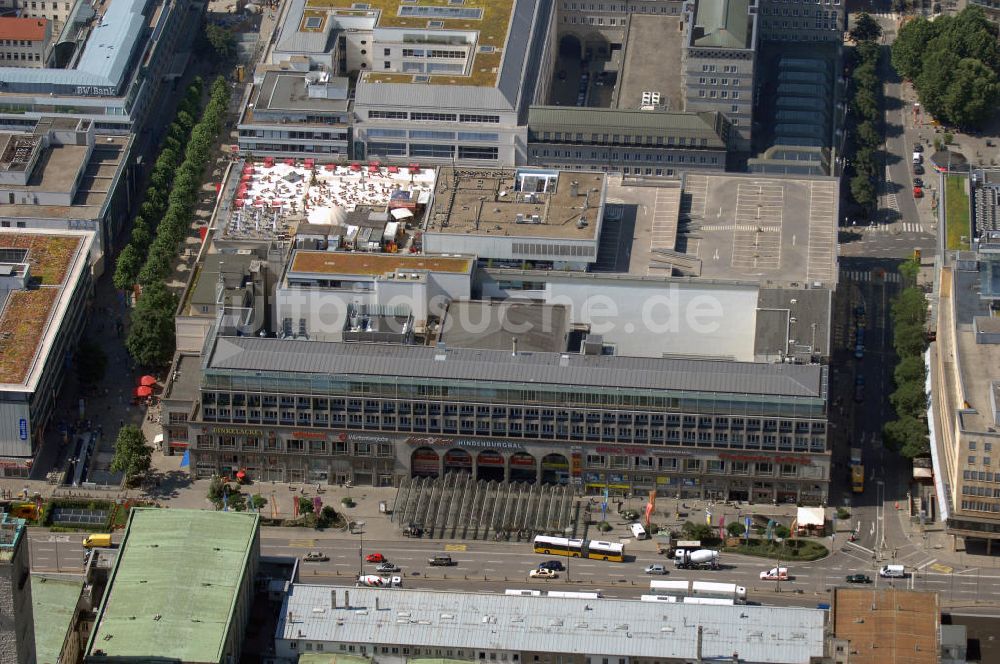 Stuttgart aus der Vogelperspektive: Blick auf den Hindenburgbau in der Stuttgarter Innenstadt