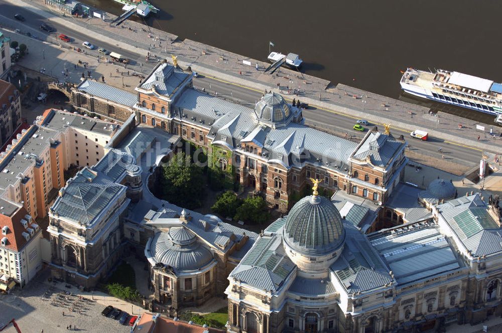 Dresden aus der Vogelperspektive: Blick auf die Hochschule für bildende Künste Dresden