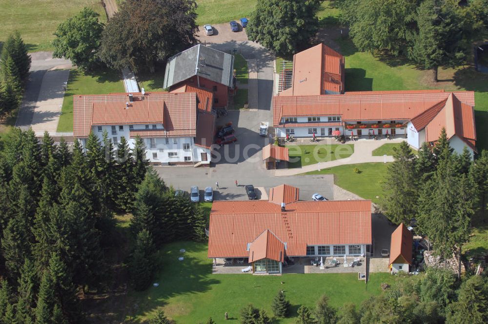 Friedrichroda von oben - Blick auf ein Hotel und Berggasthof im Thüringer Wald bei Friedrichroda