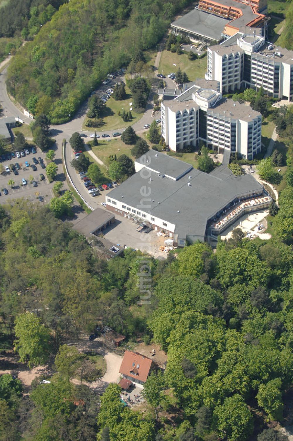 Sellin aus der Vogelperspektive: Blick auf ein Hotel im Ostseebad Sellin auf Rügen