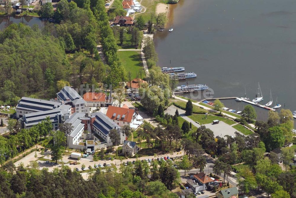 Bad Saarow am Scharmützelsee (Brandenburg) aus der Vogelperspektive: Blick auf die Hotelanlage Hotel Esplanade Resort & Spa in Bad Saarow am Scharmützelsee (Brandenburg)