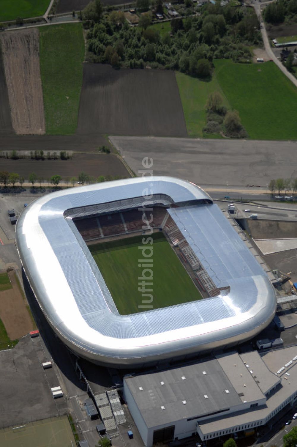 Klagenfurt von oben - Blick auf die Hypo-Arena in Klagenfurt