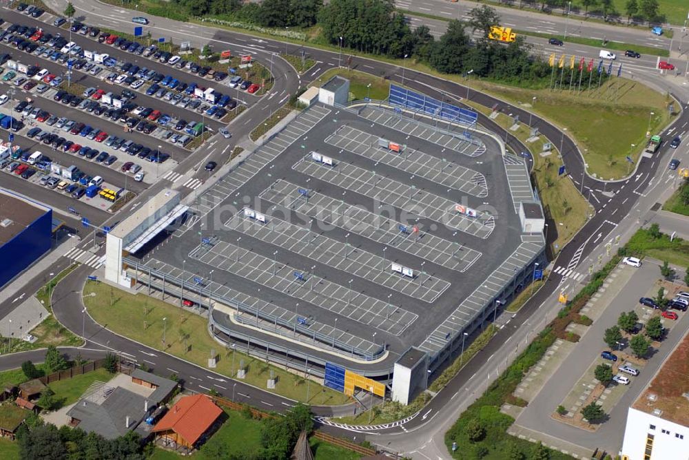 FREIBURG von oben - Blick auf das IKEA-Einrichtungshaus in Freiburg nach dem Um- und Ausbau