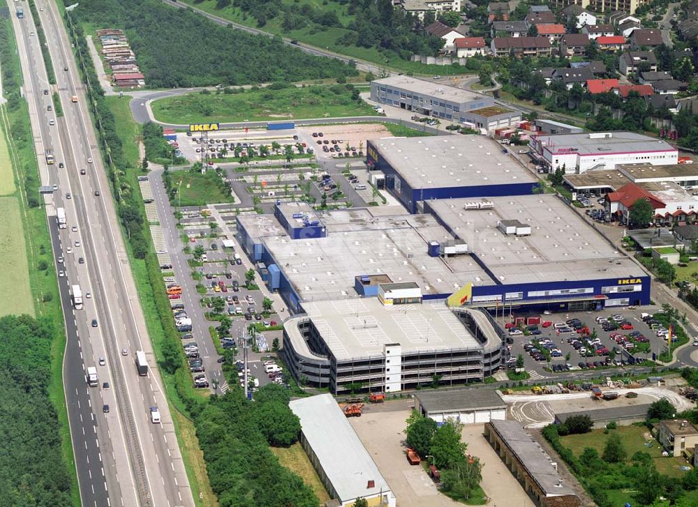 Walldorf aus der Vogelperspektive: Blick auf das IKEA- Einrichtungshaus Walldorf bei Heidelberg