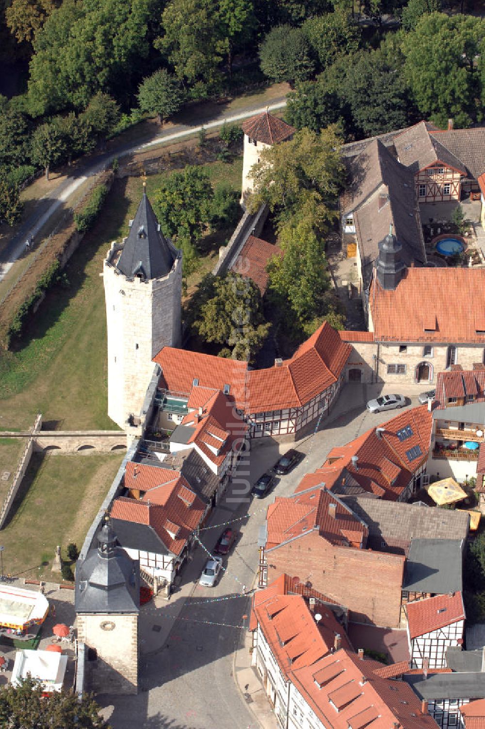 Luftaufnahme Mühlhausen - Blick auf das Innere Frauentor in Mühlhausen