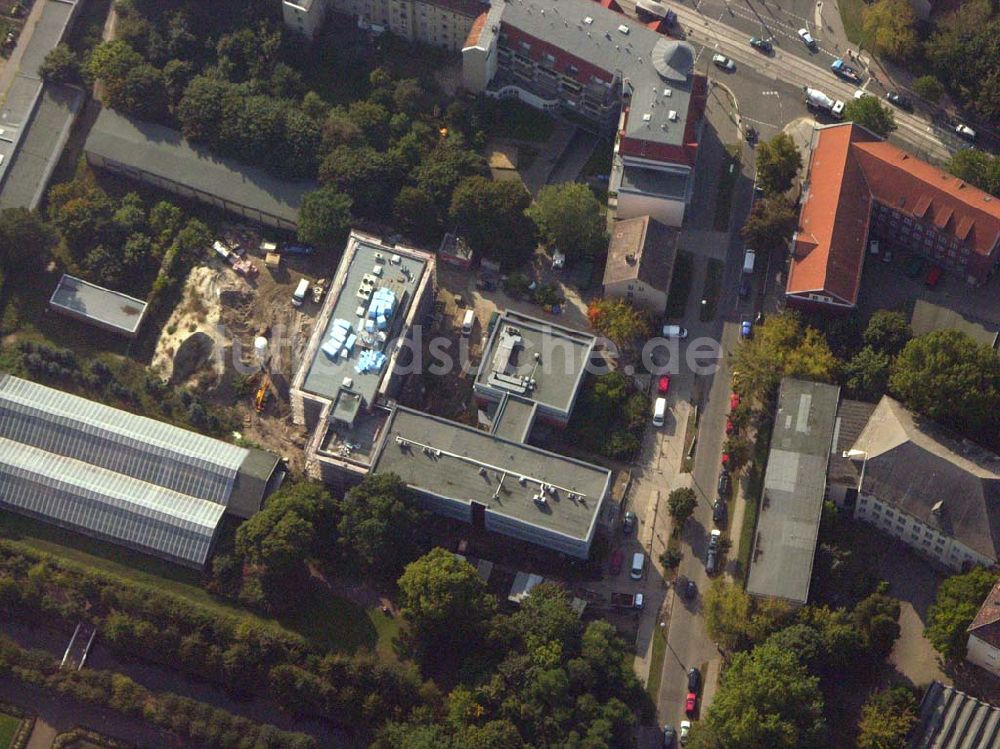 Luftaufnahme Berlin-Lichtenberg - Blick auf das Institut für Zoo- und Wildtierforschung in Lichtenberg