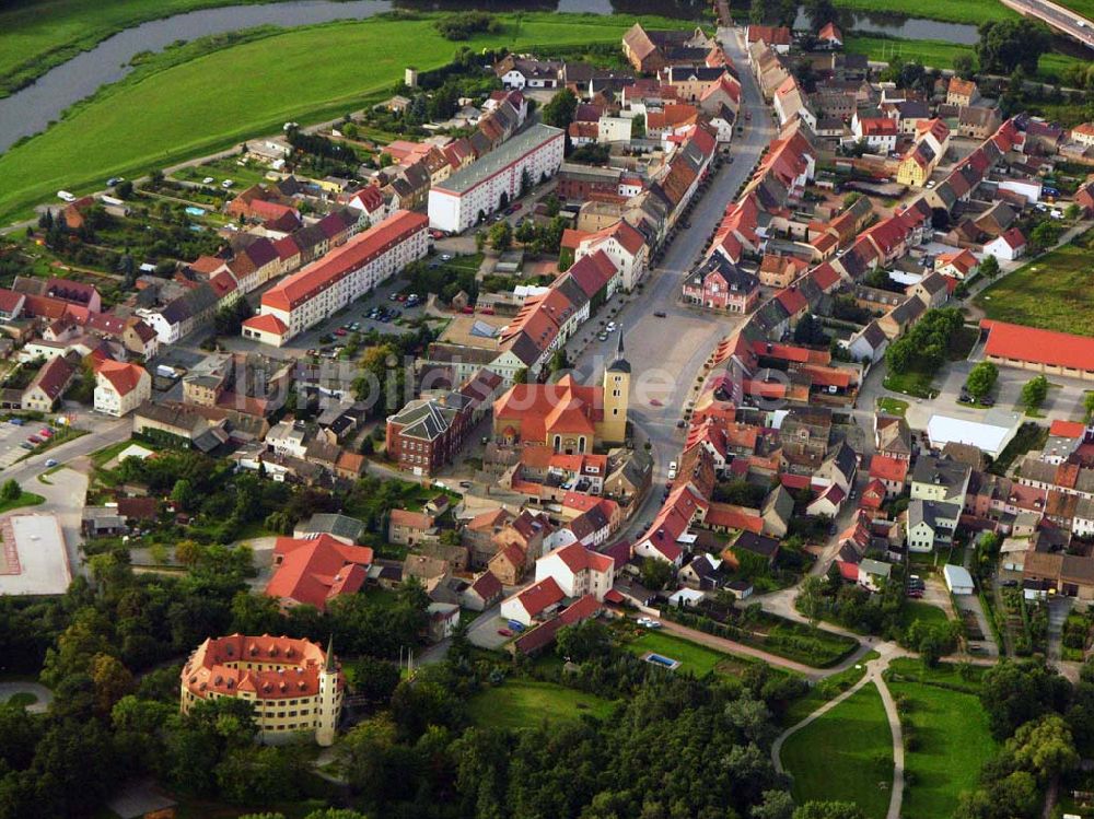 Luftbild Jessen - Blick auf Jessen und das Schloss