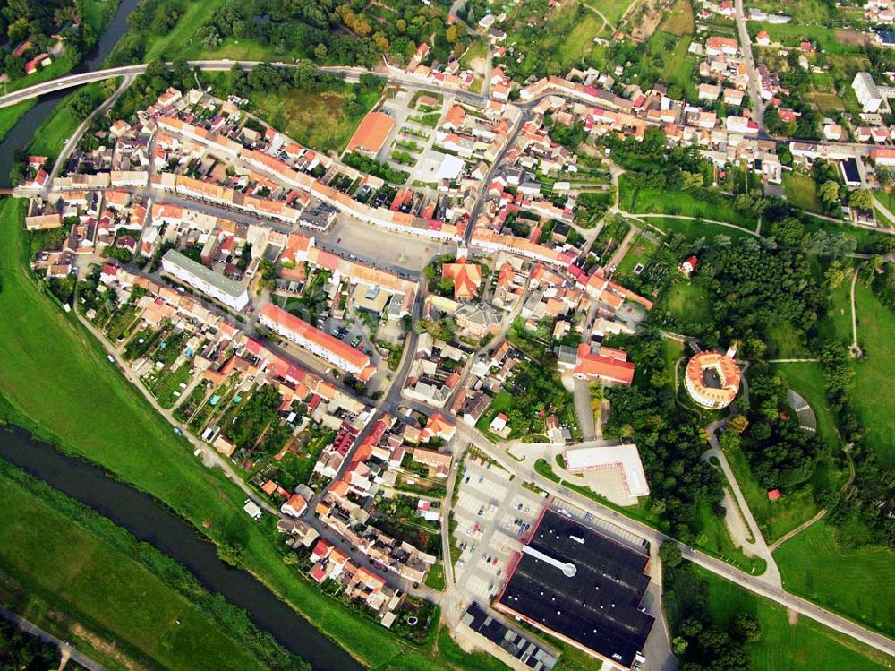 Luftbild Jessen - Blick auf Jessen und das Schloss