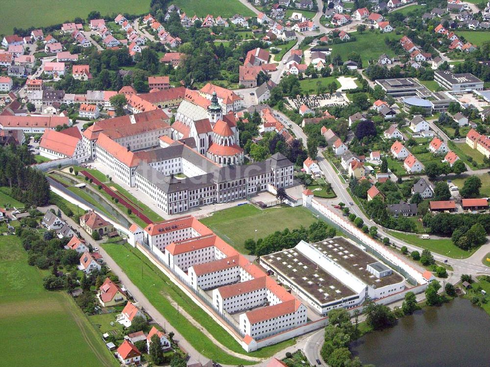 Luftbild Kaisheim / Bayern - Blick auf die Justizvollzugsanstallt Kaisheim/Neuhof.