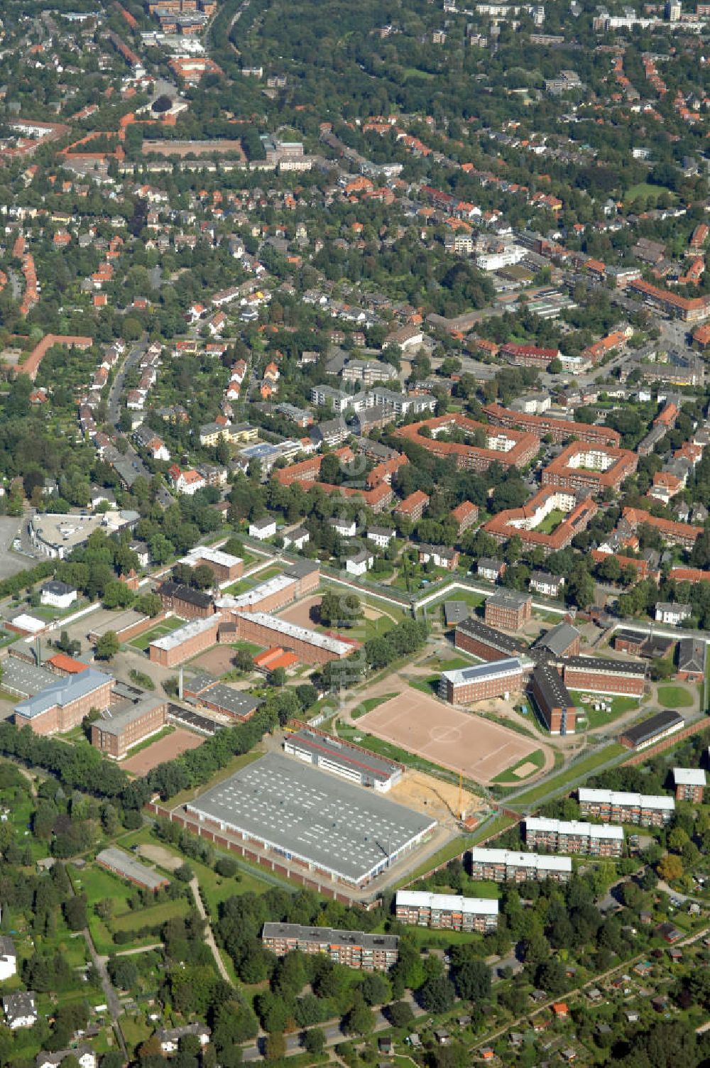 Hamburg von oben - Blick auf die JVA Fuhlsbüttel in Hamburg