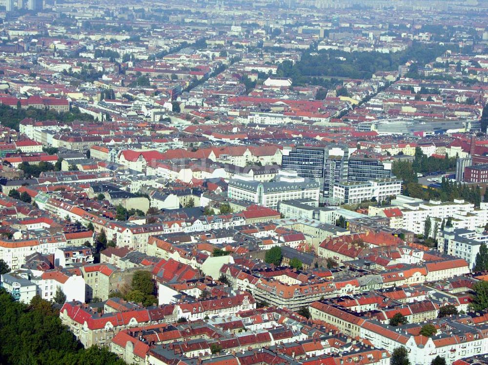 Luftbild Berlin-Neuköln - Blick auf die Karl-Marx-Strasse in Berlin Neuköln