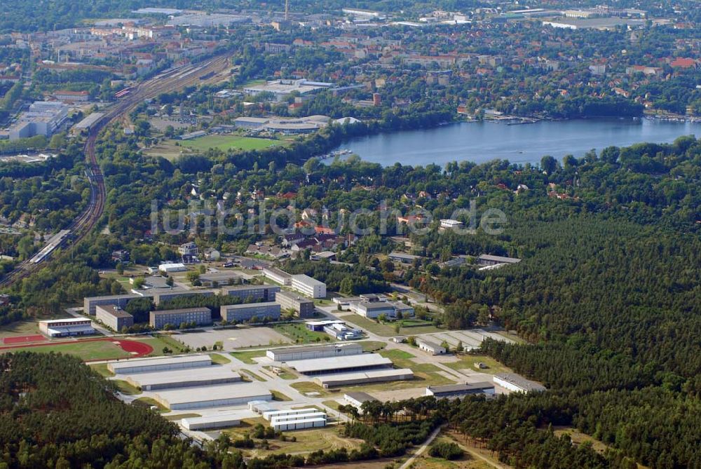 Lehnitz von oben - Blick auf das Kasernengelände am ehemaligen Truppenübungsplatz Lehnitzg