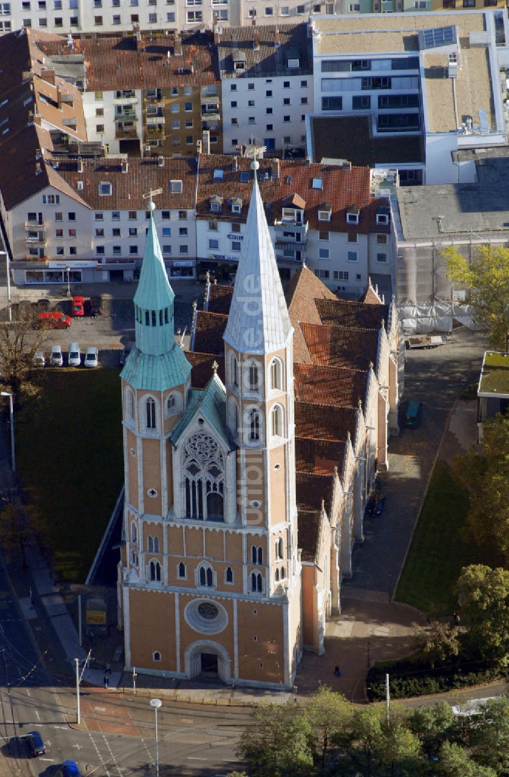 Luftbild Braunschweig - Blick auf die Katharinenkirche in Braunschweig