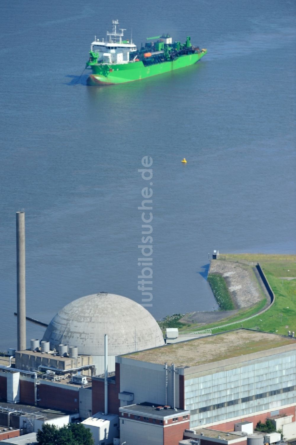 Luftbild Stade - Blick auf das Kernkraftwerk Stade in der gleichnamigen Stadt in dem Bundesland Niedersachsen