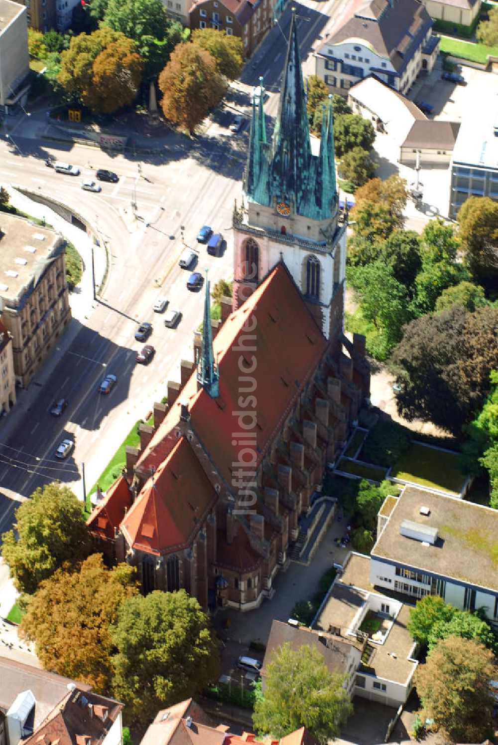 Ulm aus der Vogelperspektive: Blick auf die Kirche St. Georg in Ulm