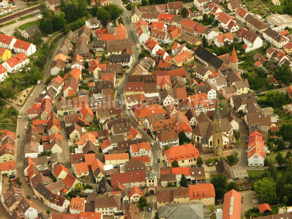 Bruchsal von oben - Blick auf die Kirche in Heidelsheim