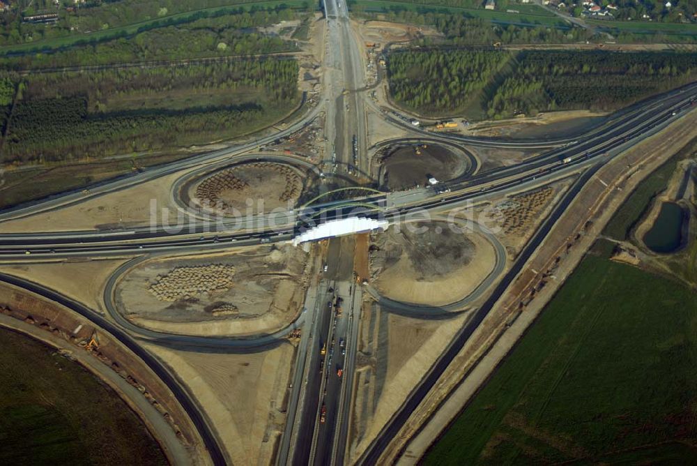 Markkleeberg von oben - Blick auf die Kleeblatt-Baustelle der A 38 bei Markkleeberg