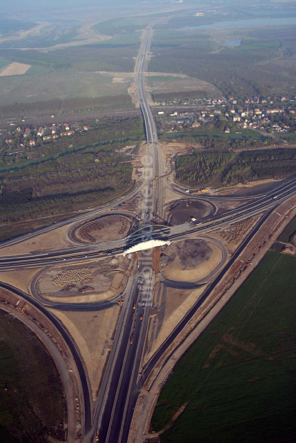 Luftaufnahme Markkleeberg - Blick auf die Kleeblatt-Baustelle der A 38 bei Markkleeberg