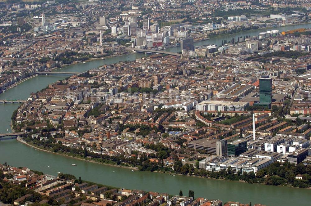 Basel aus der Vogelperspektive: Blick auf Kleinbasel und Rhein