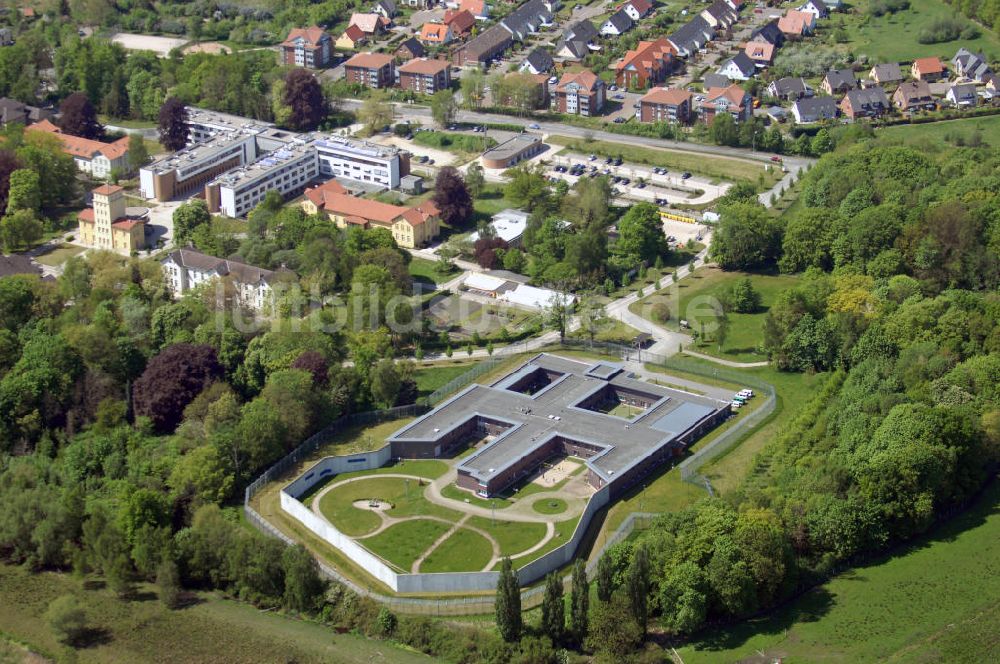 Luftbild Rostock - Blick auf die Klinik für Forensische Psychiatrie in Rostock