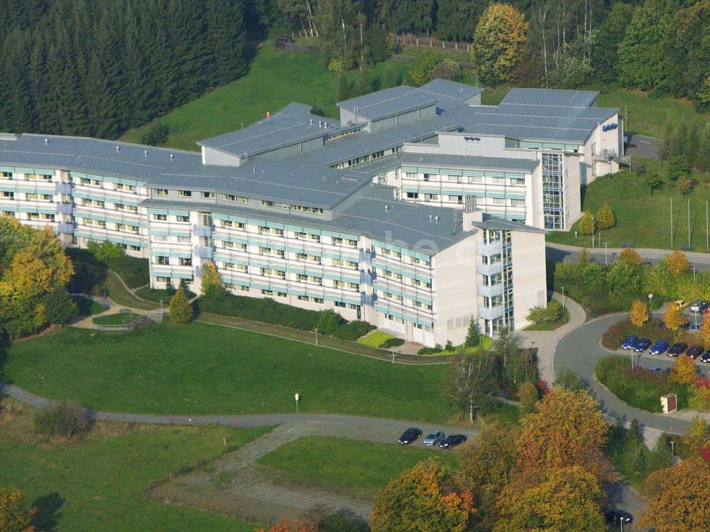 Adorf ( Sachsen ) von oben - Blick auf den Klinikneubau östlich von Adorf