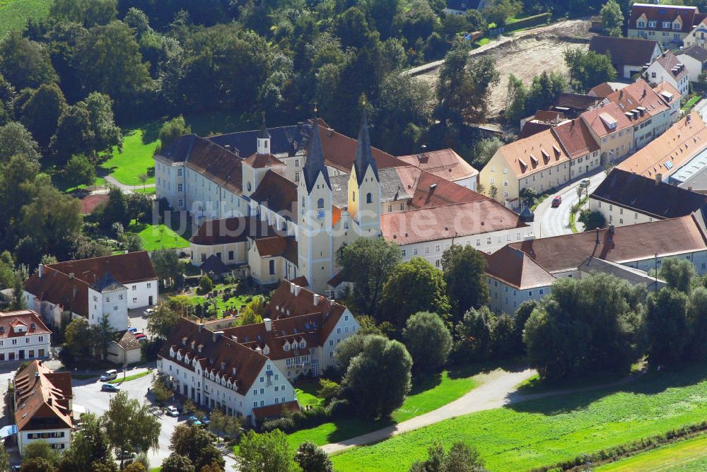 Luftaufnahme Kloster Indersdorf - Blick auf das Kloster Indersdorf