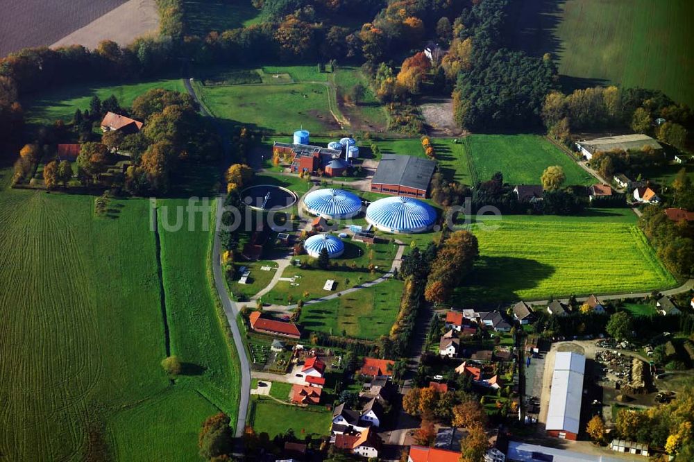 Bielefeld aus der Vogelperspektive: Blick auf Klärwerk in Bielefeld Süd bei der A2