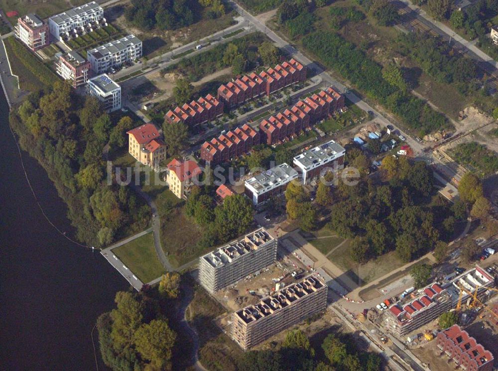 Luftbild Berlin-Lichtenberg - Blick auf die Knabenhäuser Rummelsburger Bucht