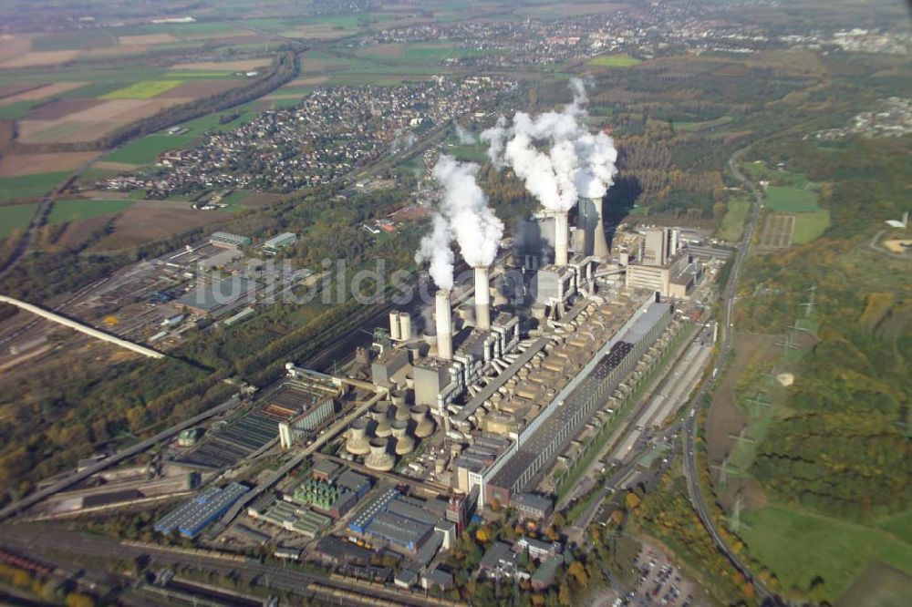 Grevenbroich (NRW) aus der Vogelperspektive: 28.10.2005: Blick auf das Kraftwerk Grevenbroich der RWE