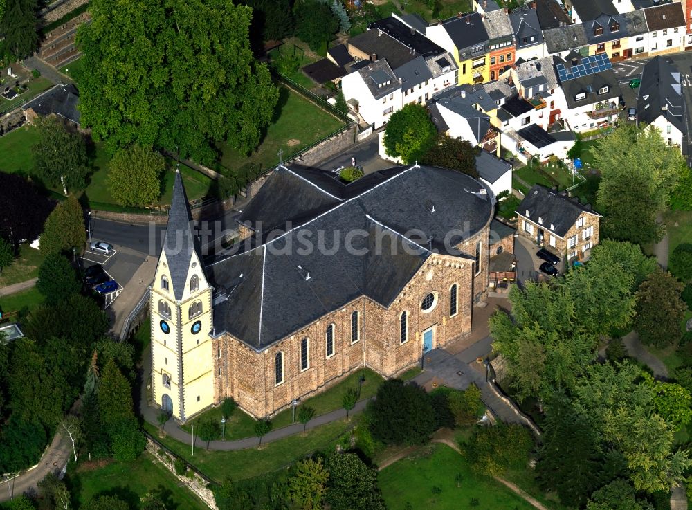 Vallendar aus der Vogelperspektive: Blick auf die Kriche St. Marzellinus und Petrus in Vallendar im Bundesland Rheinland-Pfalz