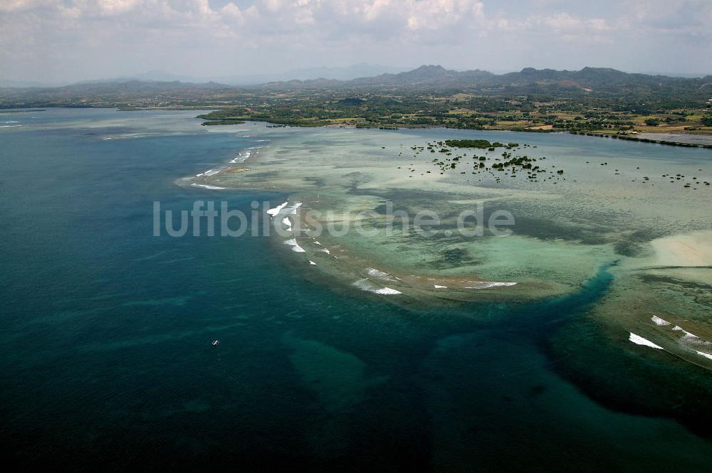 Calatagan aus der Vogelperspektive: Blick auf die Küste von Calatagan